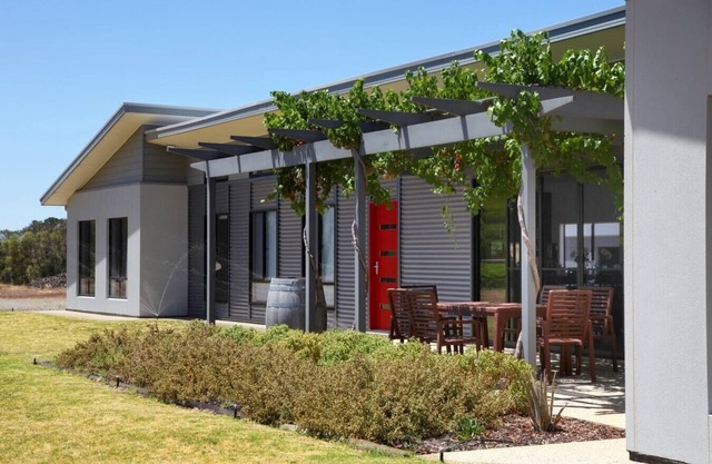 The Red Door @ Barossa Valley ★Vineyard View★