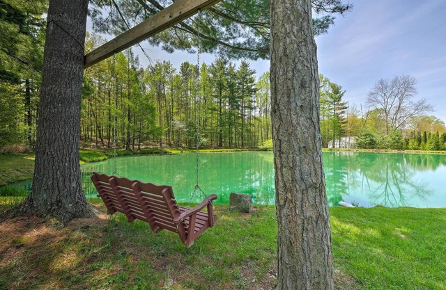 'The Red Pine Cabin' w/Private Pond & Dock!