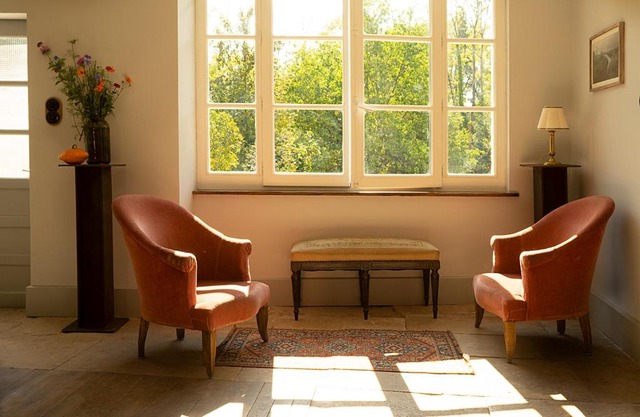 The Riverhouse, magical house with garden by the river Seine