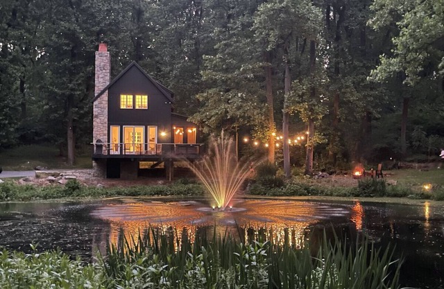 The Roundtop Chalet romantic couple’s getaway