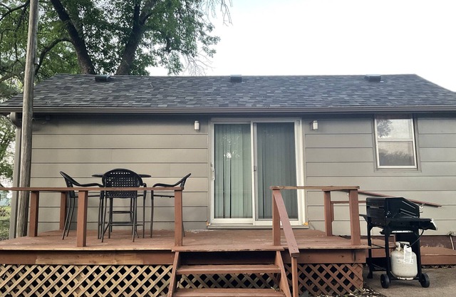 The Rustic Rental, Boating, Swimming & relaxing