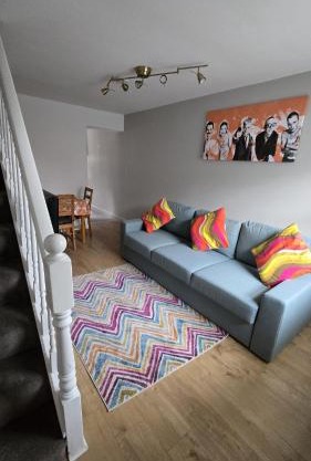 The Se18 Stylish Family House