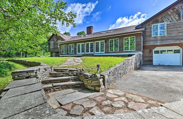 The Sheep House about 11 Mi to Cooperstown!