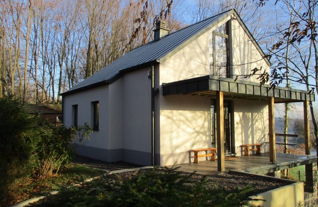 The shelter "under the trees": lodging for rural stay for 4 to 6 people.