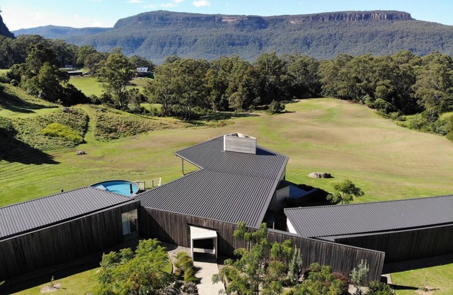 'the sticks' Luxury Kangaroo Valley Accommodation