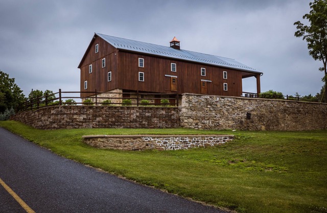 The Stone Barndominium | Game Room, Fire Pit + Bar!