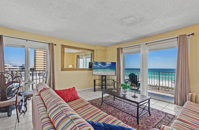 The Summit PCB 532 * 2 Bed, 2 Bath * East Corner Beachfront