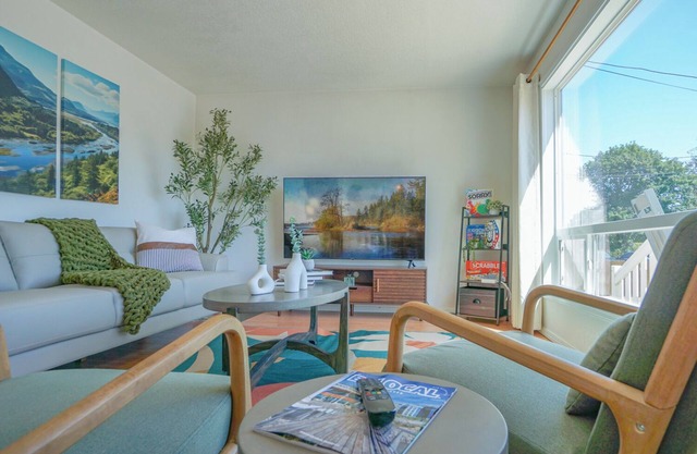 The Sunshine Camas home
