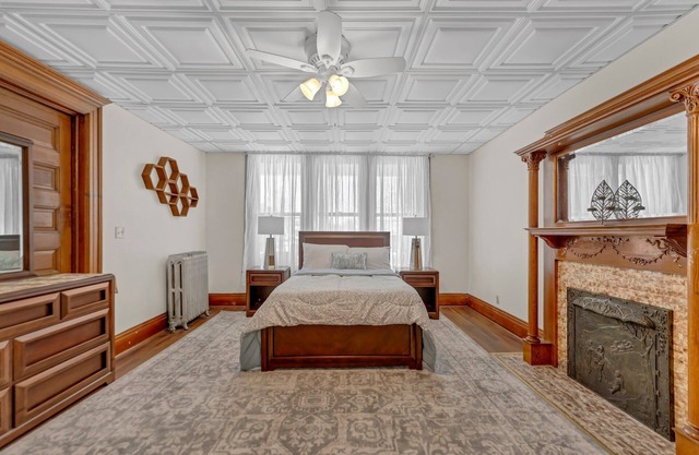 The Victorian on South Park Sleeps 6