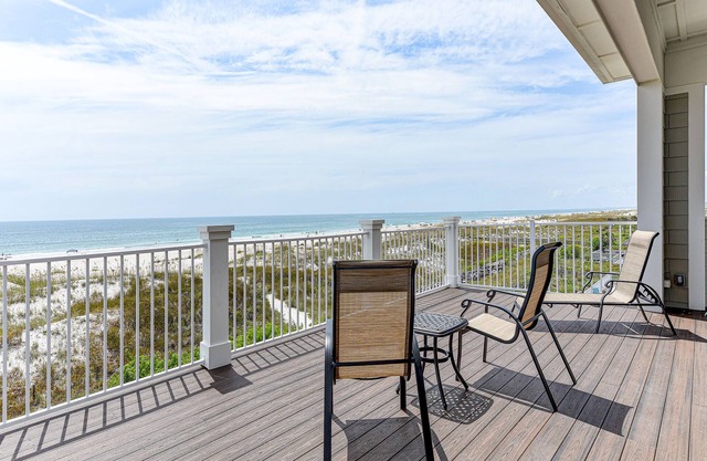 The View | Luxury Home - Pool, Hot Tub, Elevator + Steps to the Beach!