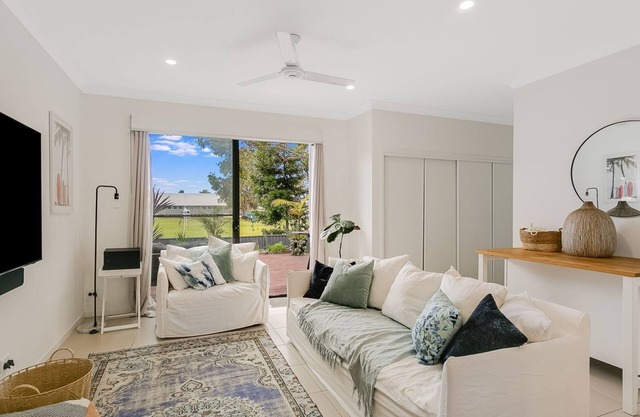 The Villa at Fraser Cove - Modern Northern Rivers Villa - Pet Friendly - Min. 3 Night Stays!