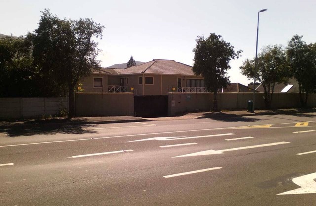 The White House in Fabulous Fish Hoek