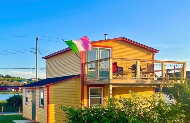 The Yellow Dory Heart’s Delight 2BR! Ocean Views