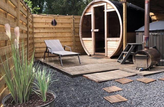 The Zen Nest: Private Wellness for two, Wellness Chalet for two