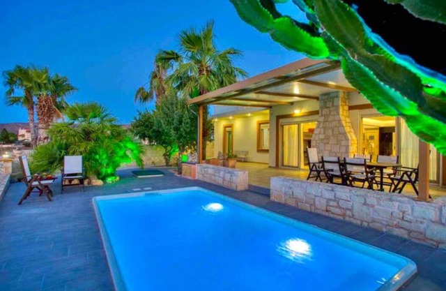 Thea Luxury Villa