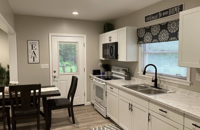 Thelma's Place is a cozy, three bedroom house, newly remodeled
