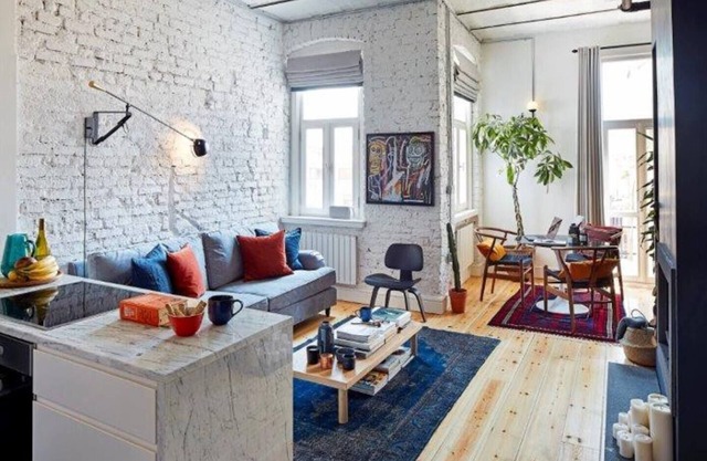 This apartment is a 1 bedroom(s), 1 bathrooms, located in Beyoğlu, İstanbul.