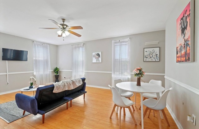 This apartment is a 1 bedroom(s), 1 bathrooms, located in Philadelphia, PA.