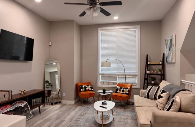 THIS IS THE ONE! Beautiful 2-BR 1.5 BA condo at PRIME downtown St. Louis!