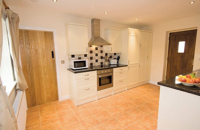 This spacious property for 4 has extensive views and an abundance of attractions close by.