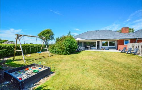 Three-Bedroom Holiday Home In Bredebro