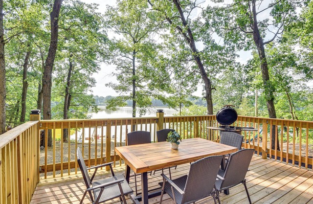 Three Rivers Cottage w/Private Dock & Fire Pit!