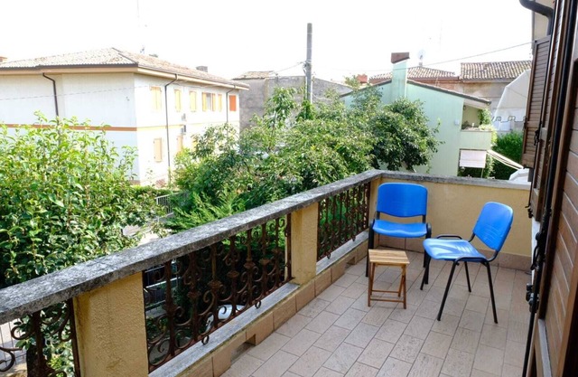 Three-room apartment placed in portion building