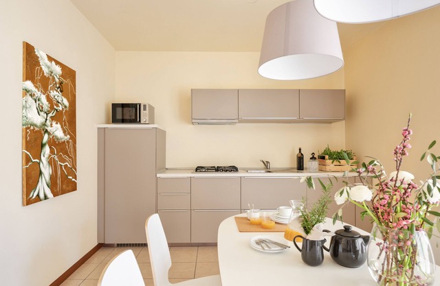 Three-room apartment 7 bed garden garage Gardasee wifi