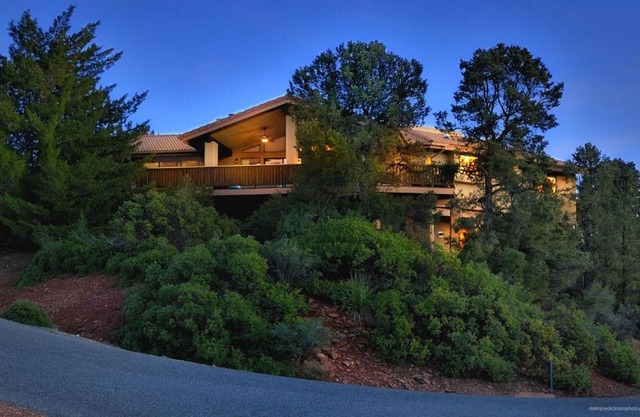 Thunder Mountain Escape 3BR by Casago