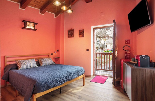 'Tillier' Room with Mountain View, Balcony and Wi-Fi