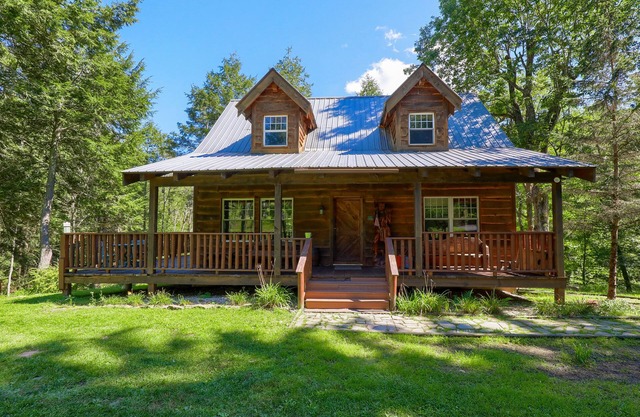 Timber framed cabin nestled in the Pocono Mountains on a private 400 acre estate
