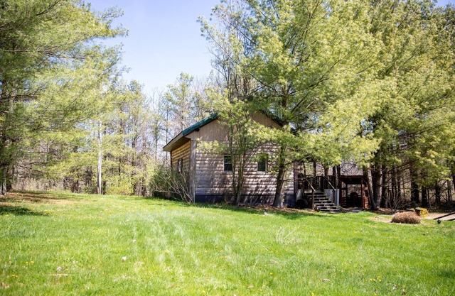 Timberline Cabins - The Richmond Cabin - Hot tub, Pets, WiFi, Fireplace