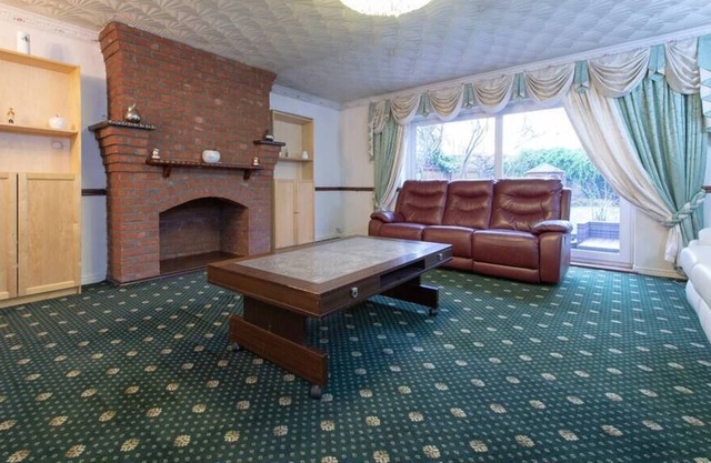 Timeless Treasure: A Traditional and Spacious House