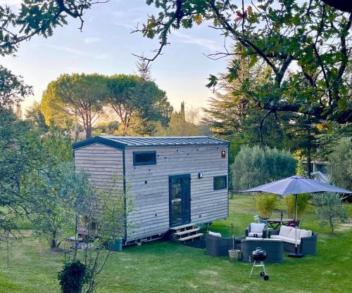 Tiny House avec vue sur le rocher de Saignon, Luberon