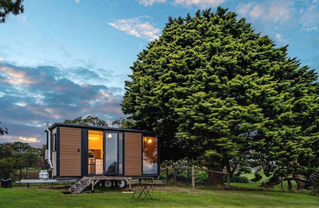 Tiny House Big View 1 Boneo by Tiny Away
