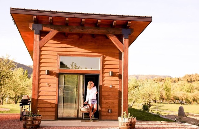 Tiny House in Private Orchard w/AMAZING Mountain View! Between Zion and Bryce