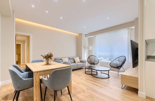 Tivoli Centric and Modern Apartment