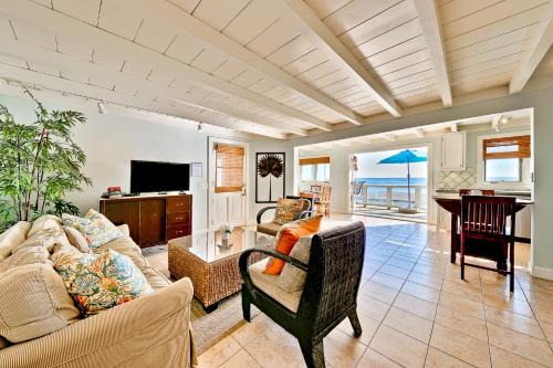 Tommy Bahama Beach Rd II