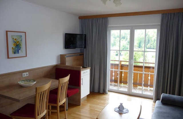 Top 2 - House Lungau