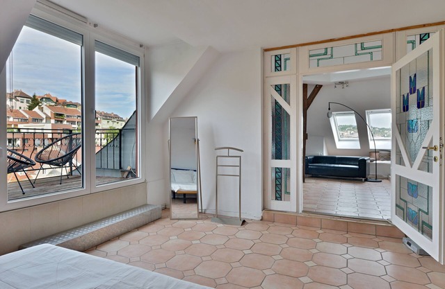 Top floor apartment in Buda, Scenic views and cosy apartment