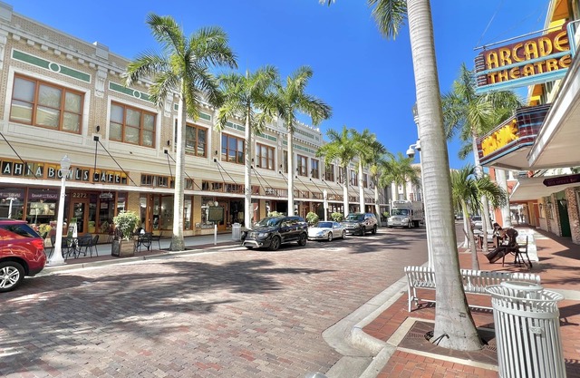 TOP FLORIDA's Earnhardt Loft