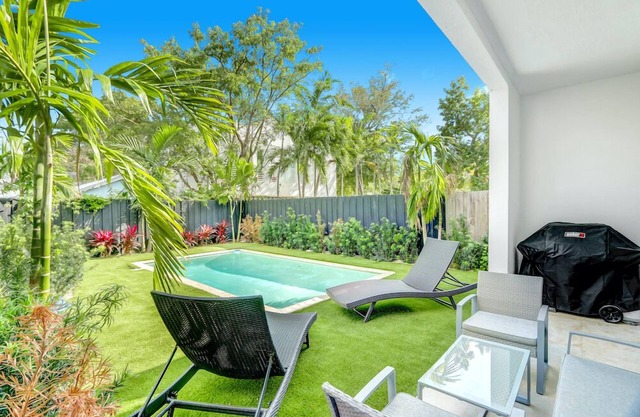 Toro: Private Pool, Pool Table, & Near Beach