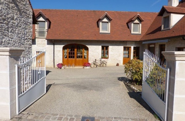 Tourist accommodation for 4 people - linen (beds and towels) included