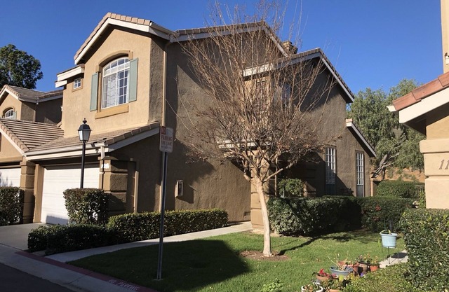 Town house 3Bdr/2.5Br Fully furnished Rancho Peñasquitos area of San Diego