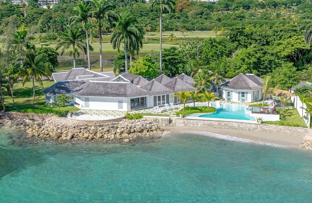 Tradewinds on the Sea, Oceanfront, Rate Discount & Comp Member Fees 8/2 - 10/31