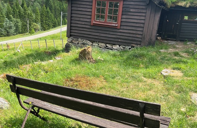 Tradisjonell norsk hytte i Rasdalen