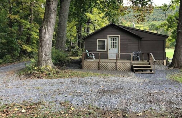 Trailhead Cabin - Horn’s Cabins