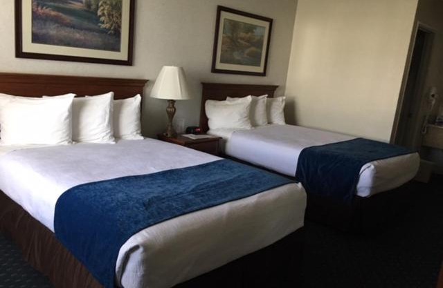Trailside Inn