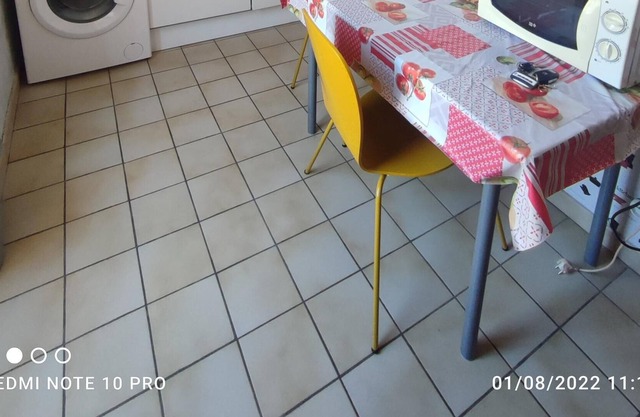 TRAIN BLEU N 1-Appartement-Salle de bain-Vue ville