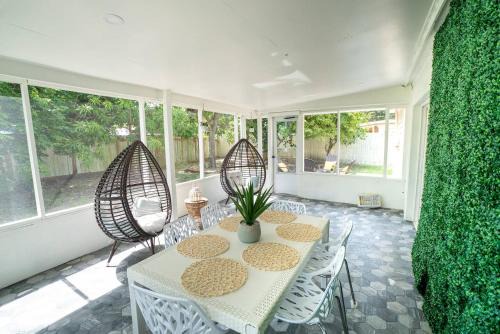 Tranquil And Sunny 4br Getaway Home